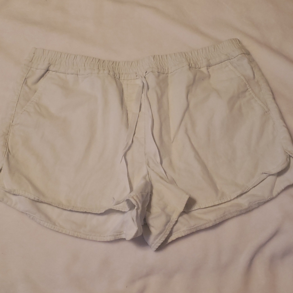 Loft White Linen Style Shorts